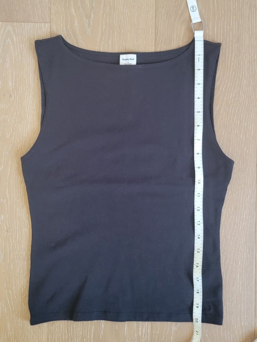 Aritzia Sunday Best Sleeveless Top Black Small - Picture 3 of 4